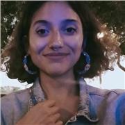 Profesora dinámica y divertida para enseñar español a extranjeros
